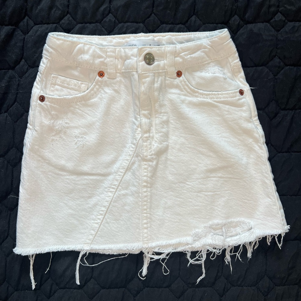Zara White Distressed Denim A-Line Skirt